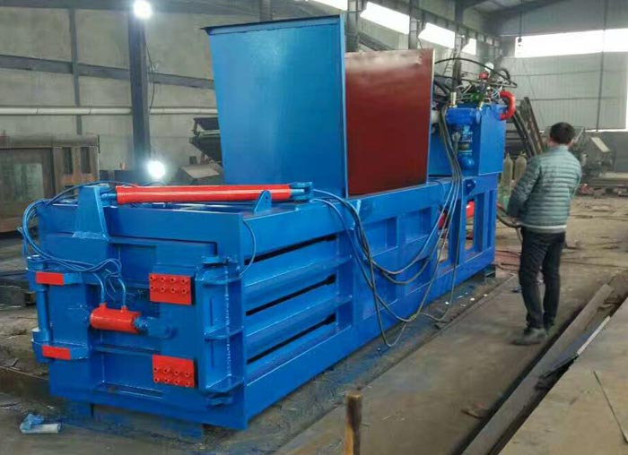 Máy đóng gói kiện chai nhựa nằm ngang
