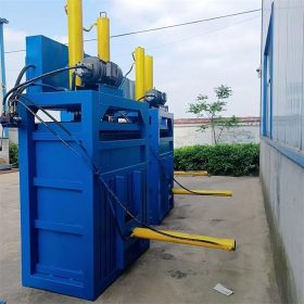 Máy đóng kiện nén chai nhựa đứng